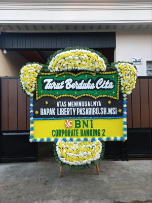 Papan Bunga Duka di Nambo